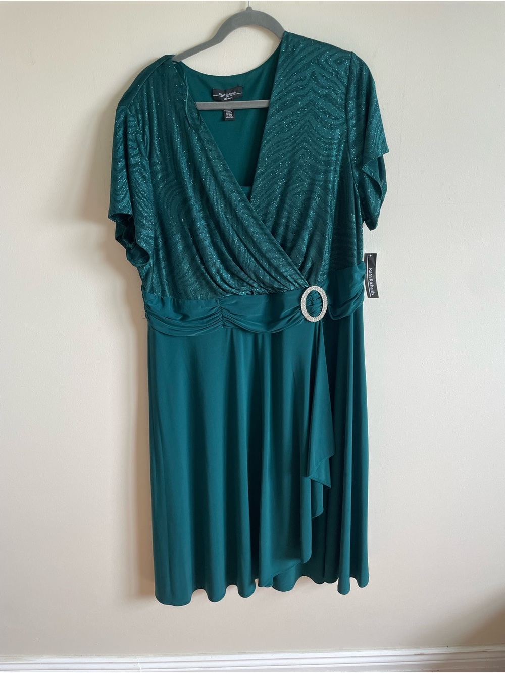 R&M Richards Emerald Glitter Formal Dress Size 20W NWT